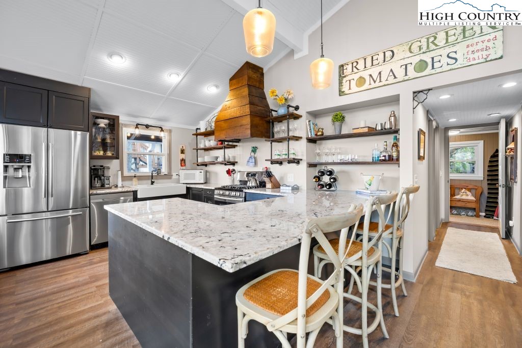 844 Pine Ridge Road