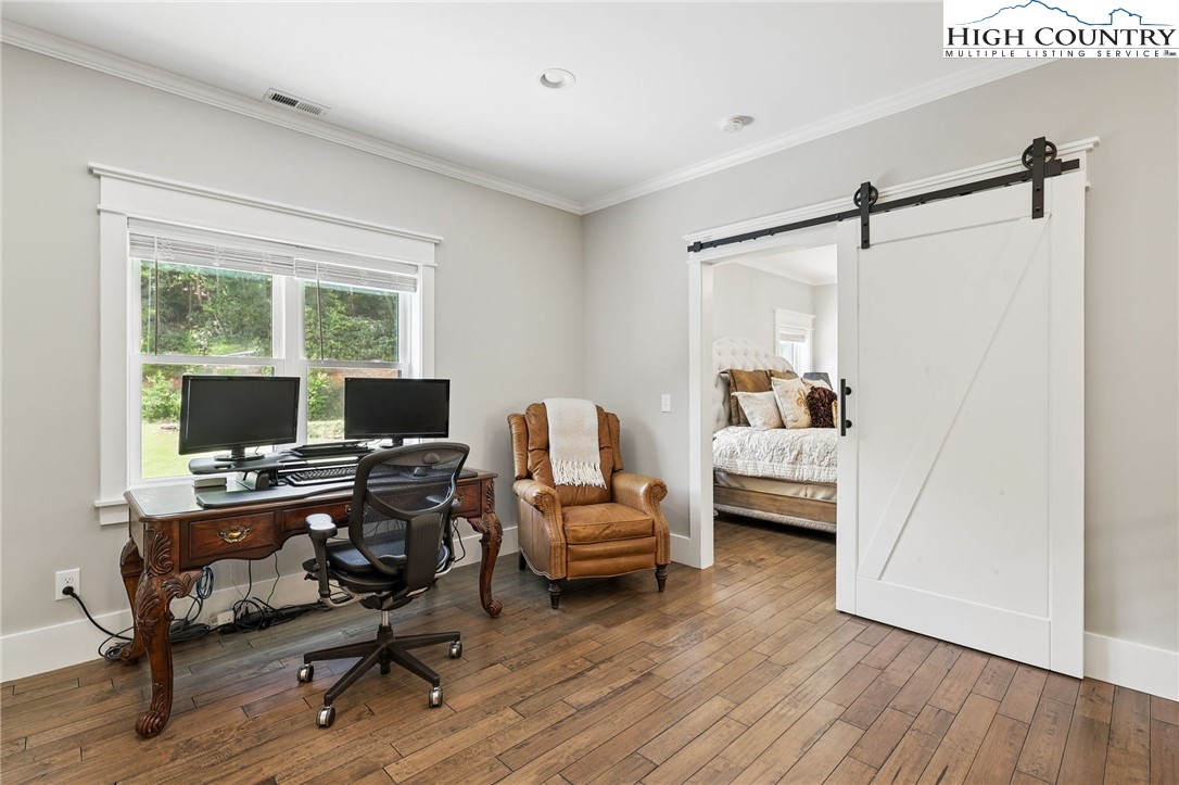 170 Penley Road