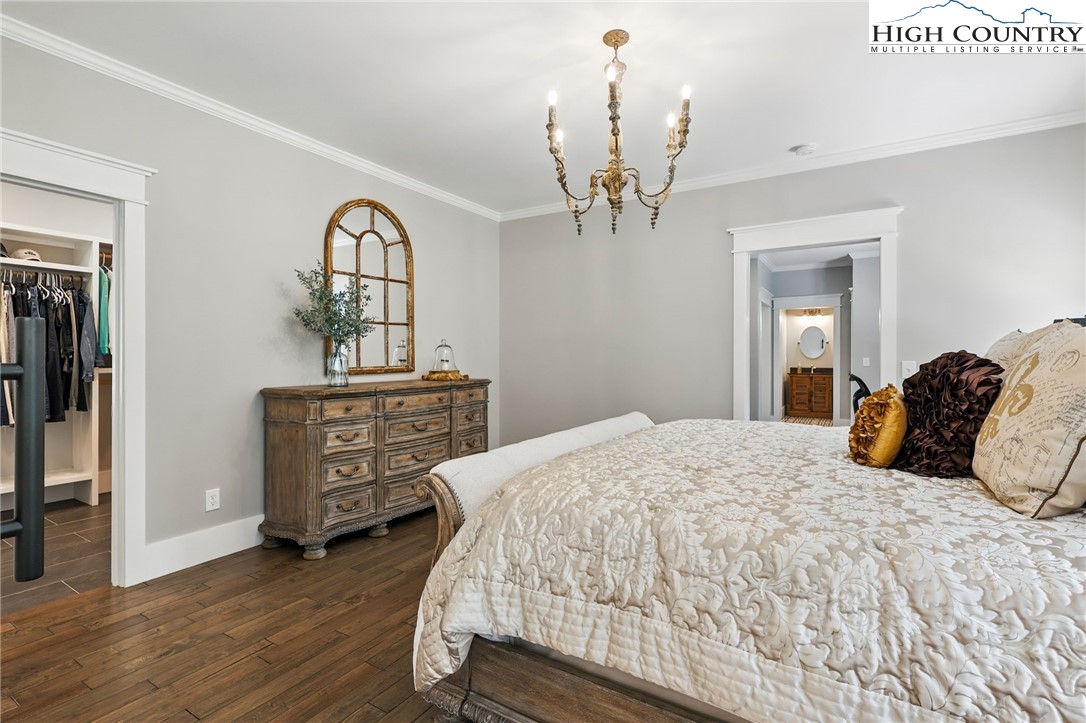 170 Penley Road