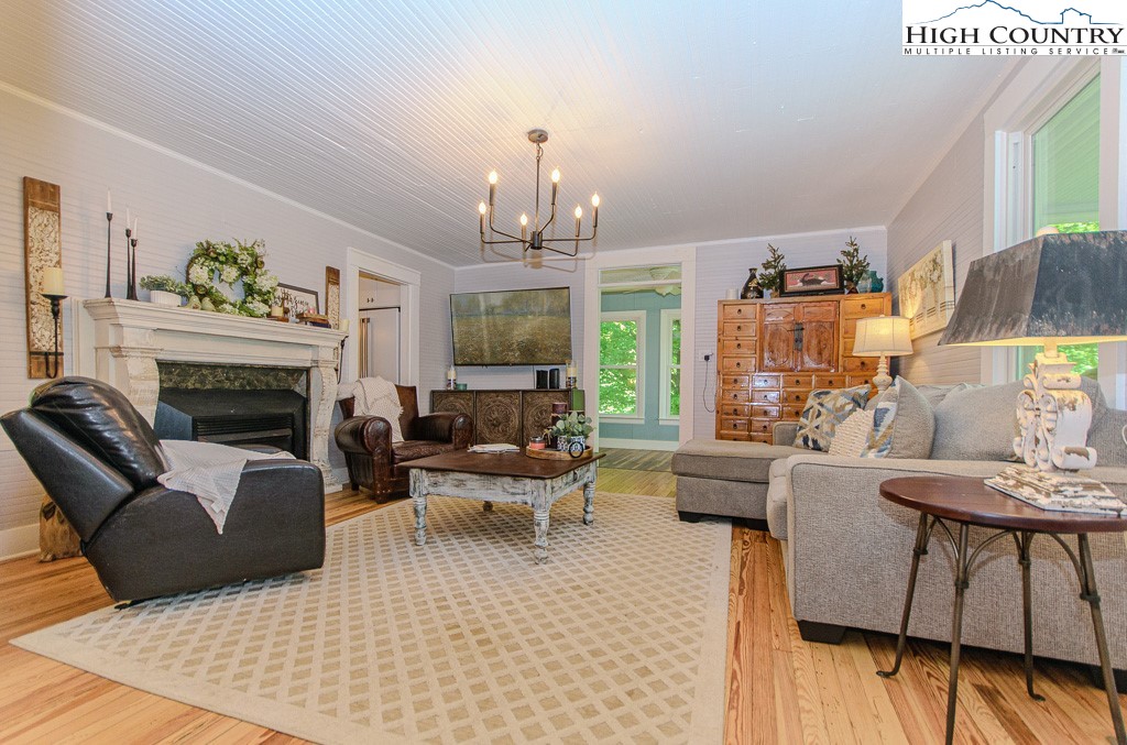 403 Linville Creek Road