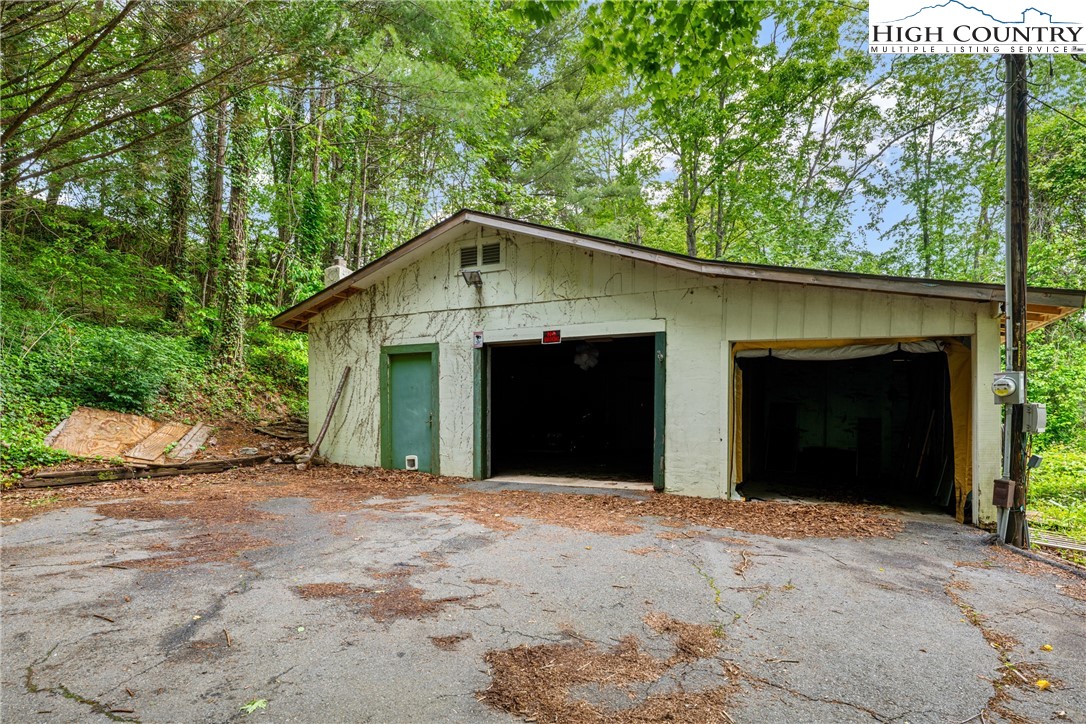 150 Meadow Street