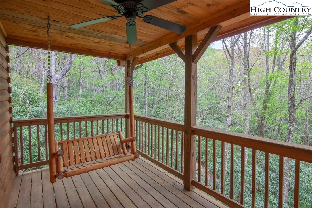 218 Ridgecrest Circle
