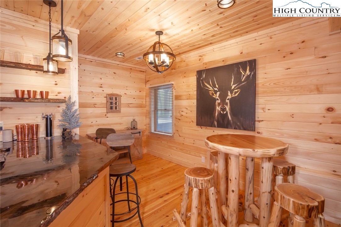 218 Ridgecrest Circle