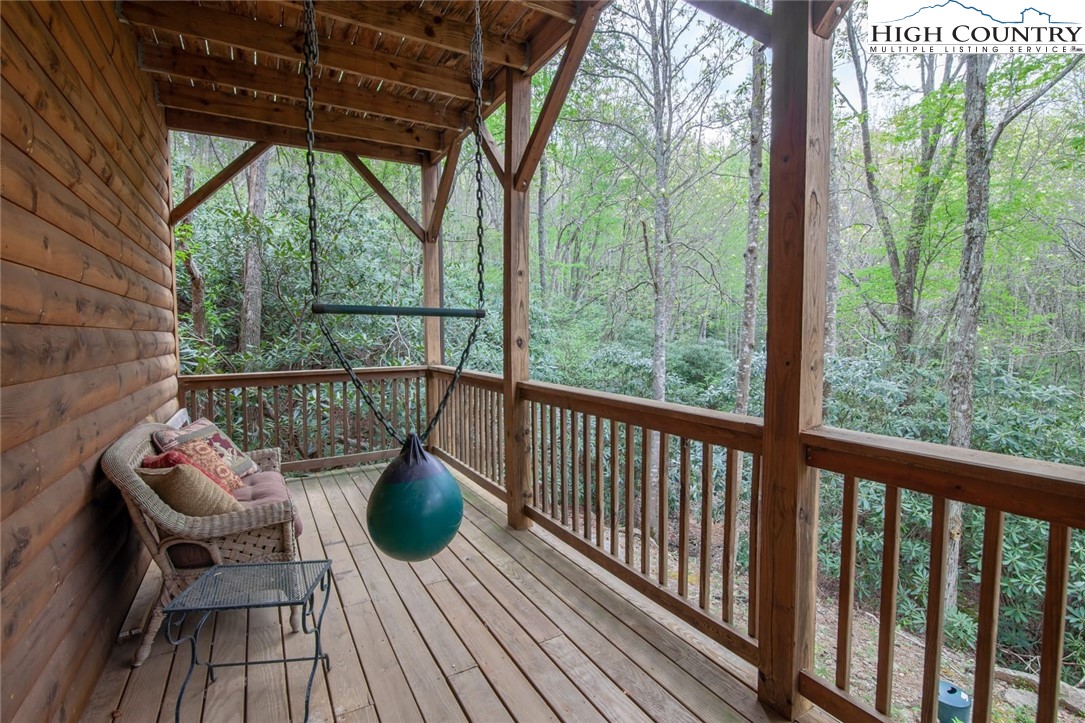 218 Ridgecrest Circle