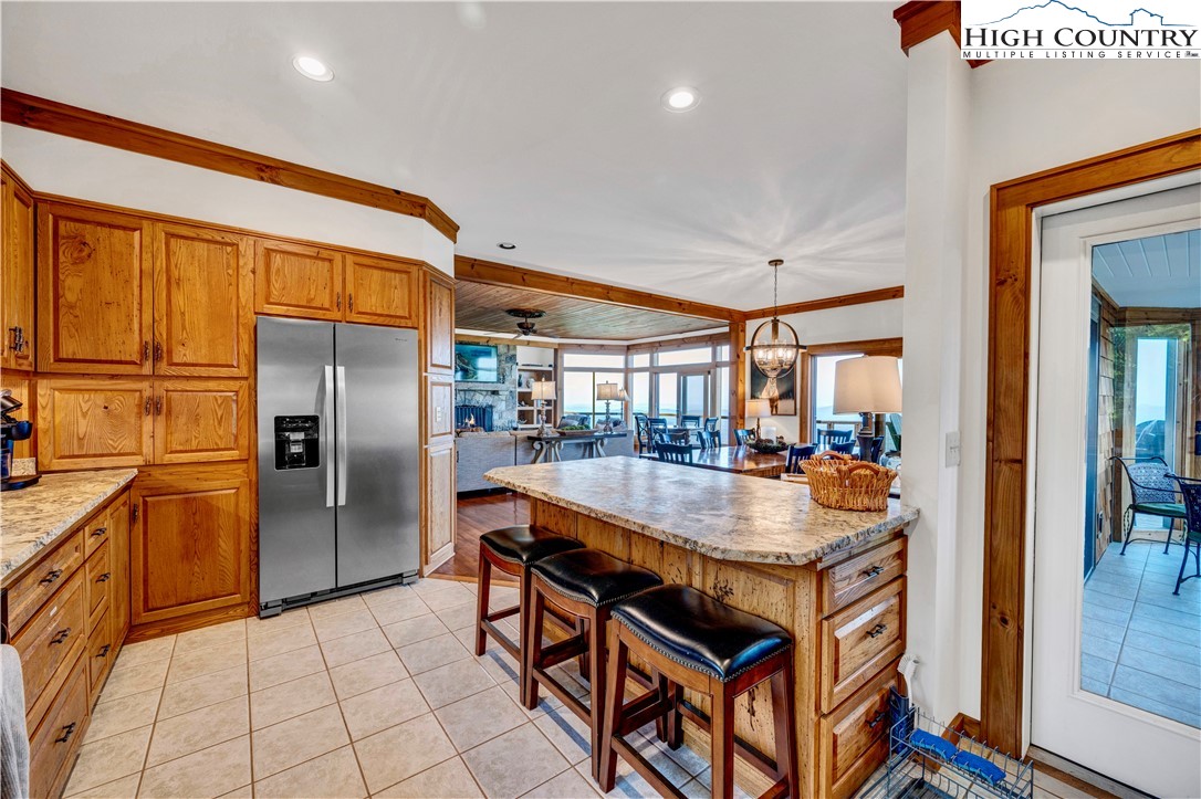 311 N Pinnacle Ridge Road