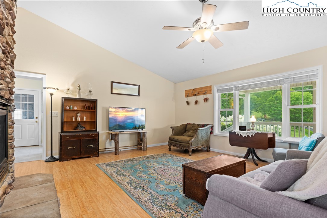 163 Goldfinch Hill