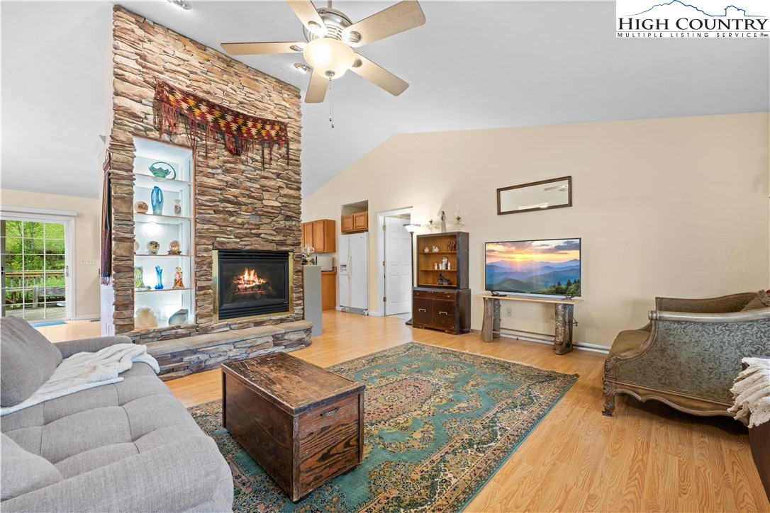 163 Goldfinch Hill
