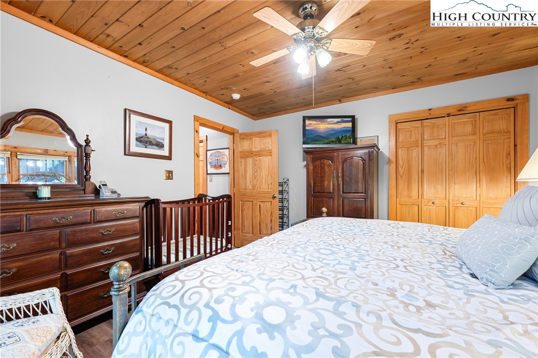 455 Laurel Creek Road