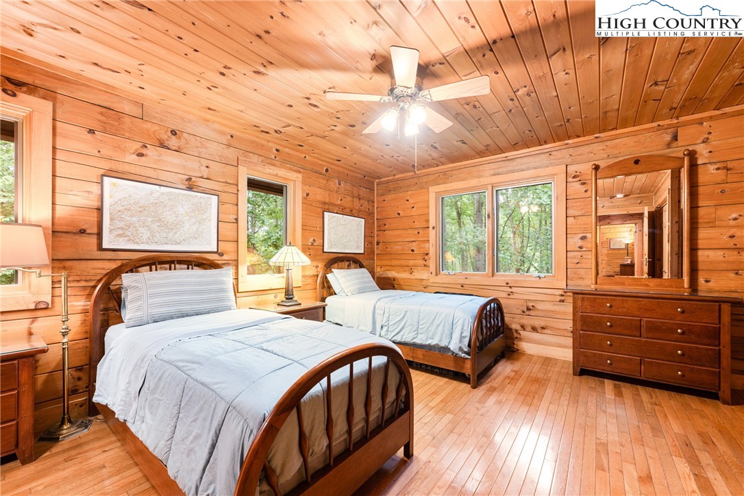 455 Laurel Creek Road