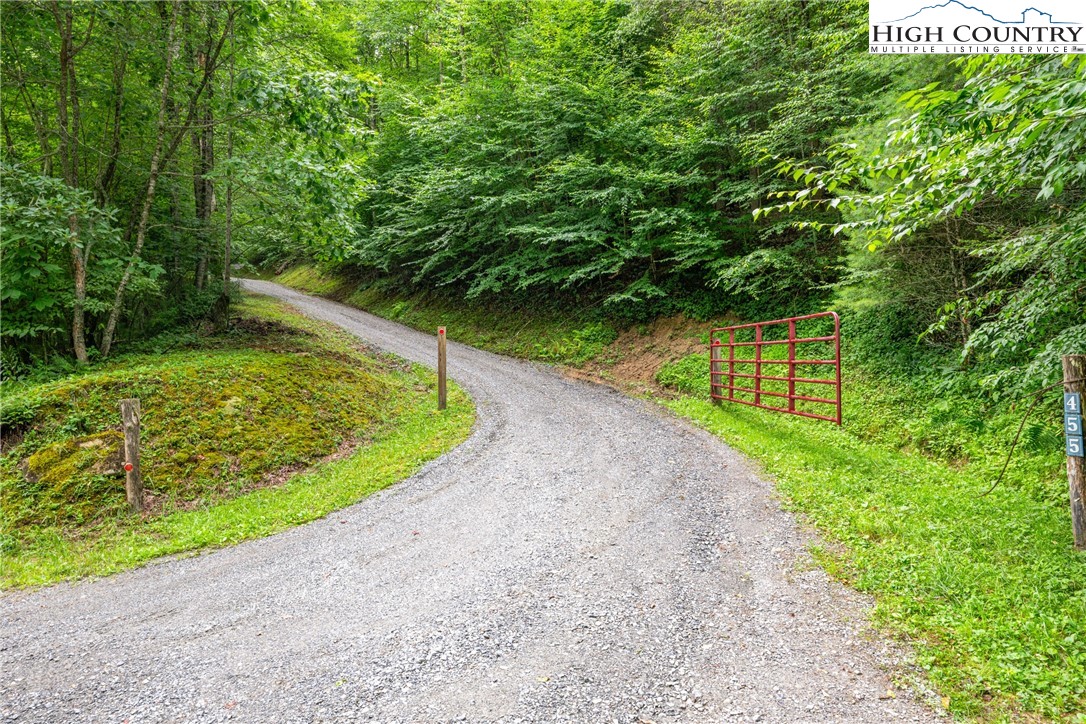 455 Laurel Creek Road