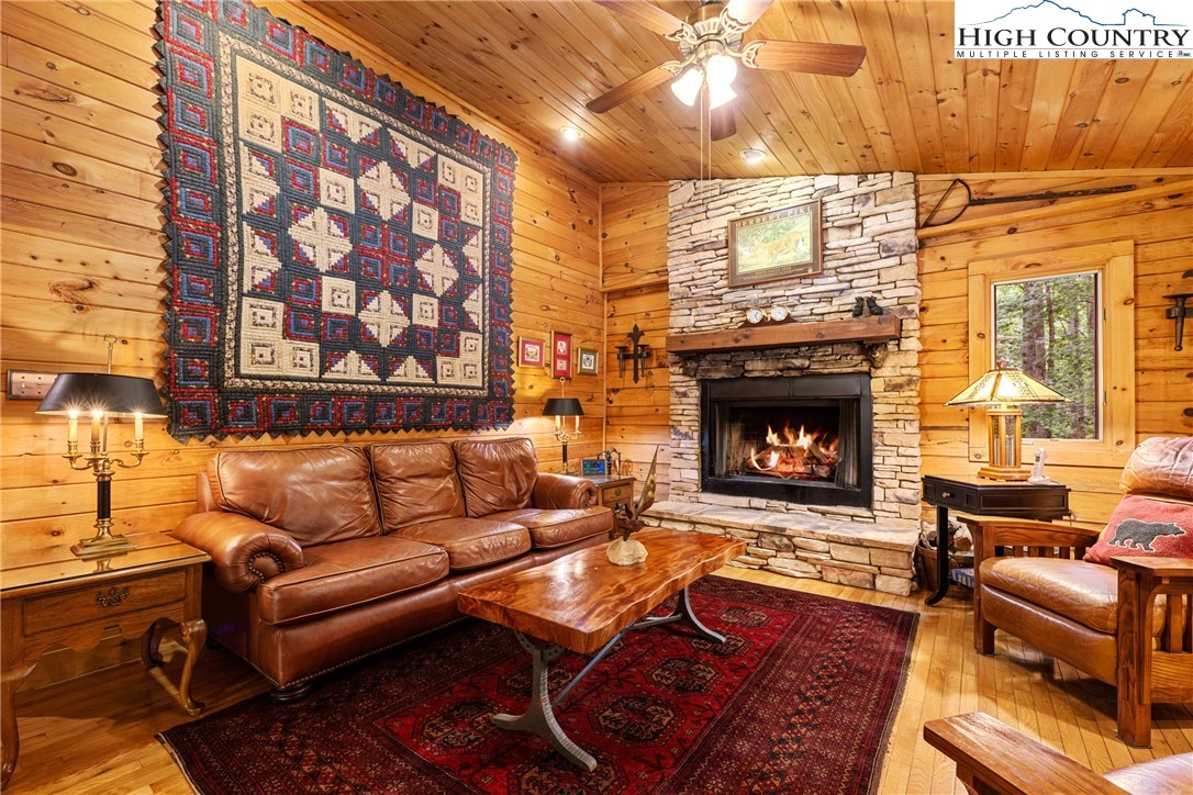 455 Laurel Creek Road
