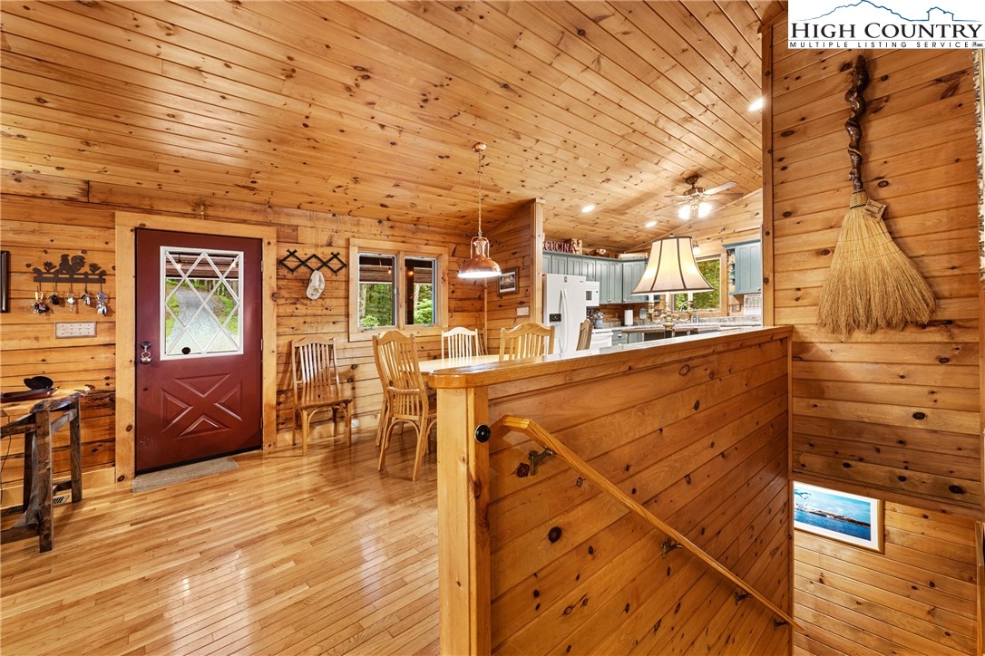 455 Laurel Creek Road