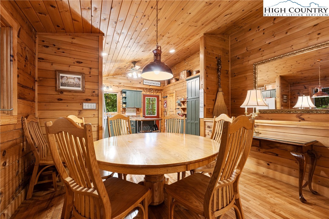 455 Laurel Creek Road