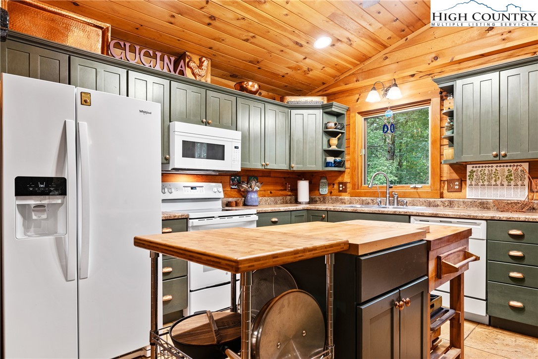 455 Laurel Creek Road