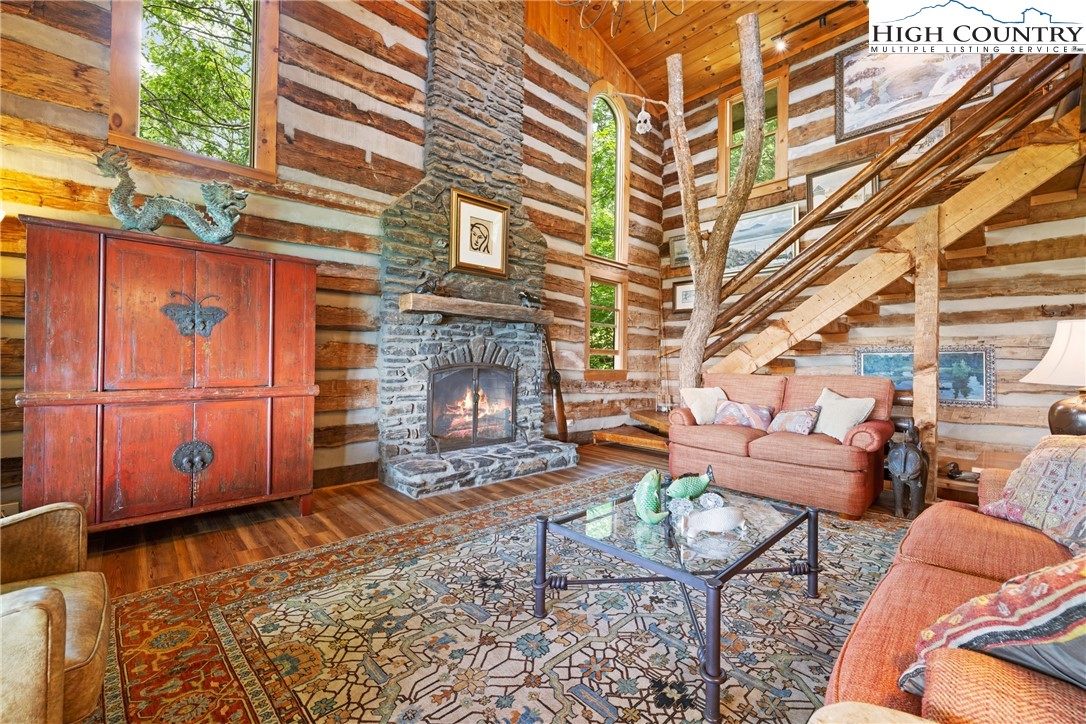238 Crooked Arrow Drive