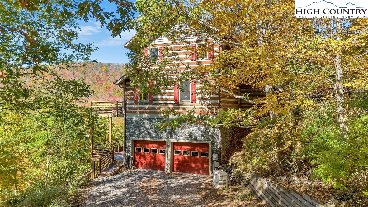 238 Crooked Arrow Drive
