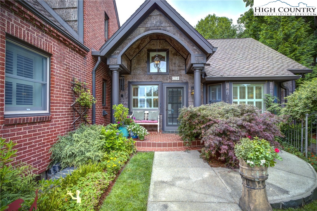 216 Cherry Drive