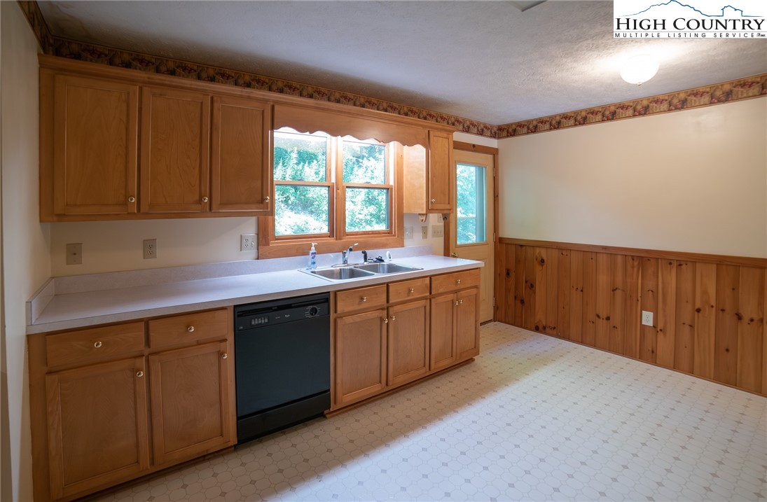 489 Astor Cook Road