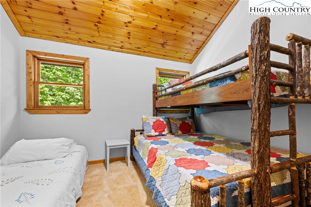 809 Thorncliff Drive