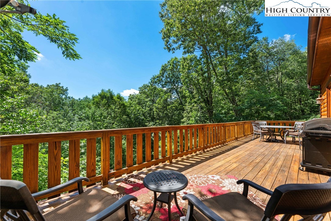 809 Thorncliff Drive