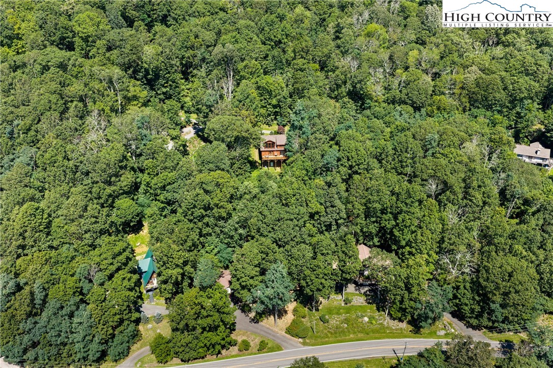 809 Thorncliff Drive