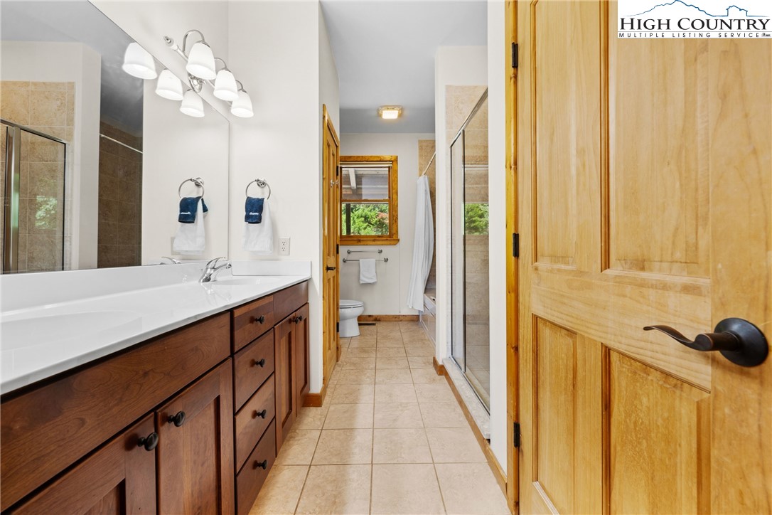 809 Thorncliff Drive