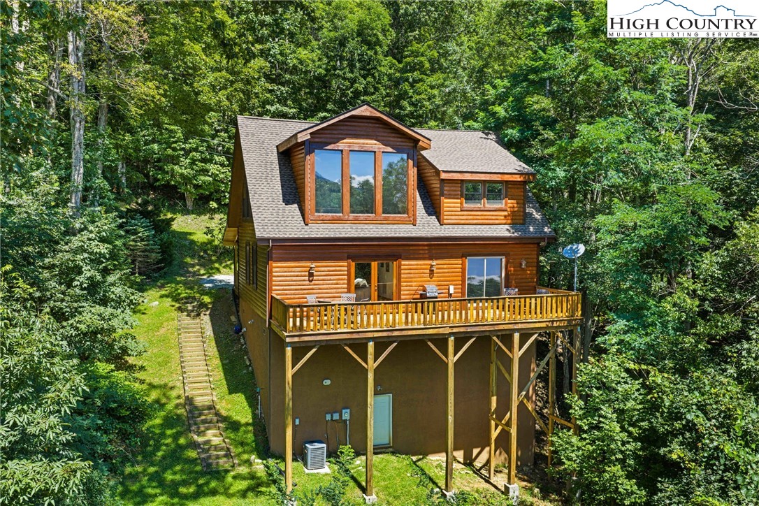 809 Thorncliff Drive