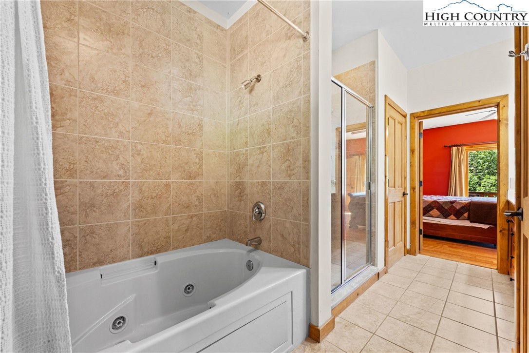 809 Thorncliff Drive