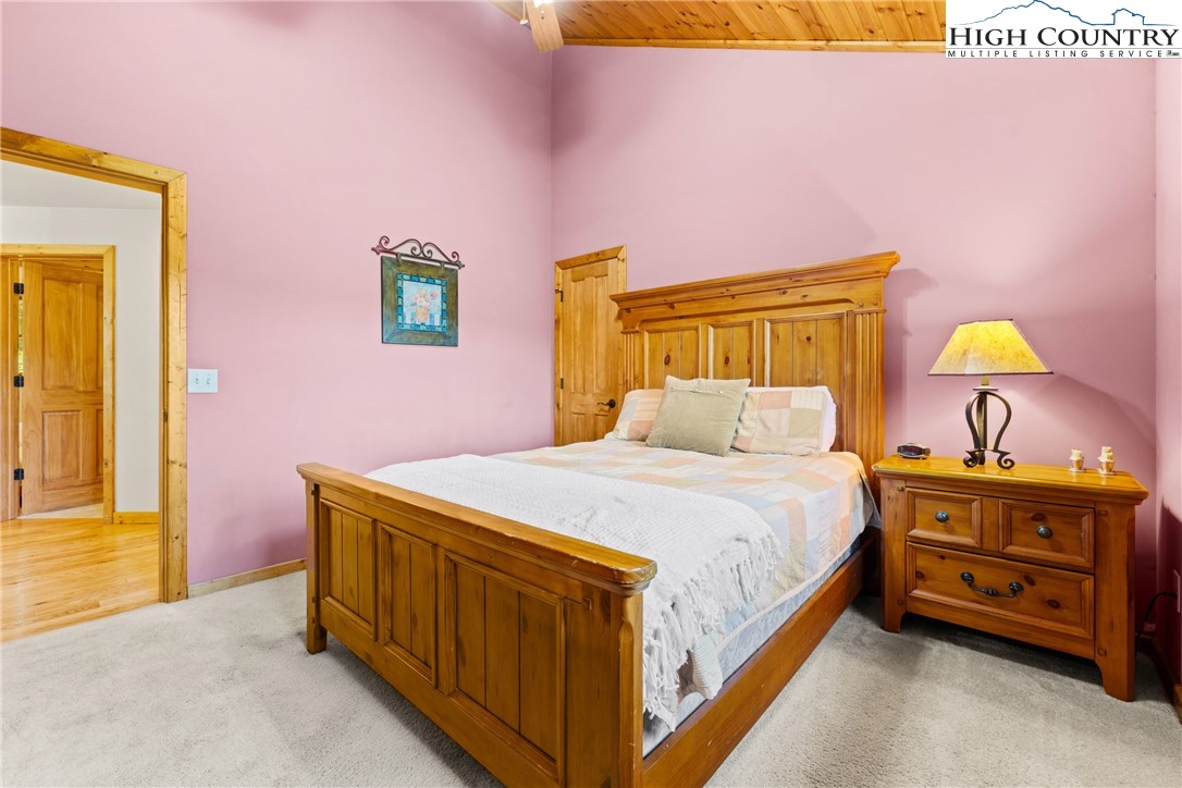 809 Thorncliff Drive