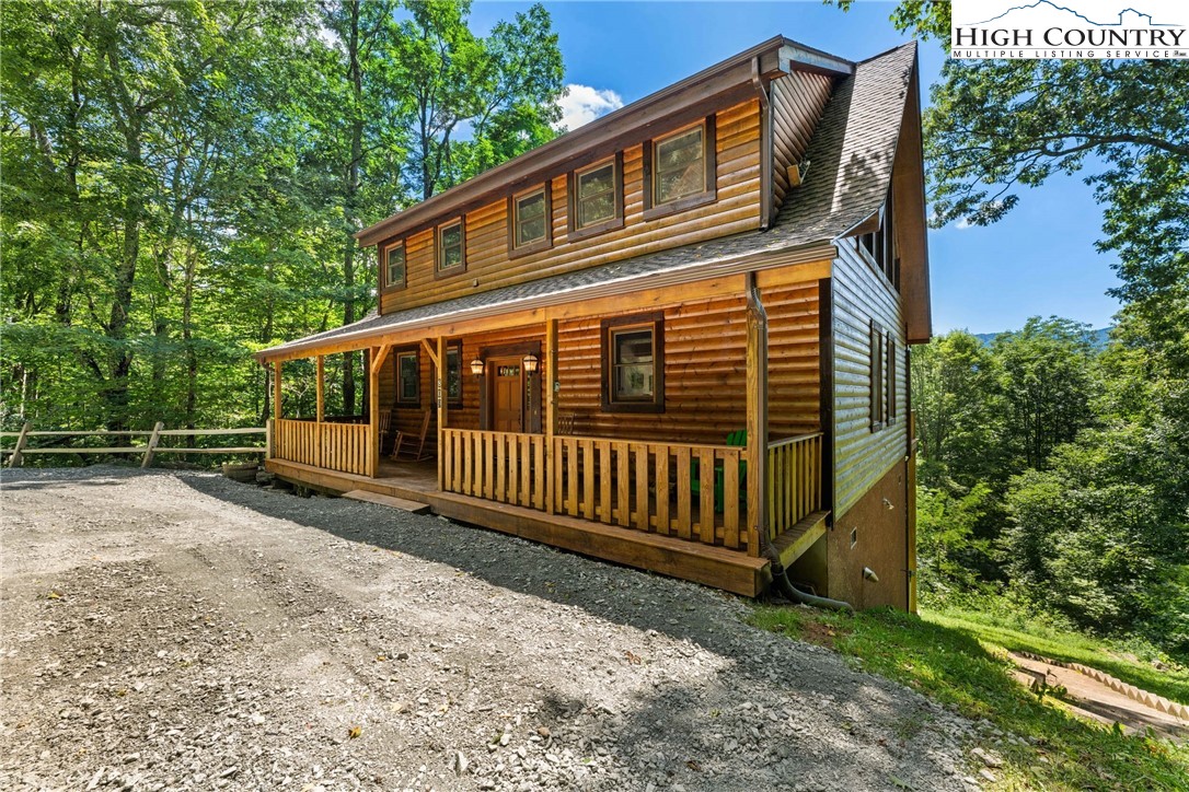 809 Thorncliff Drive