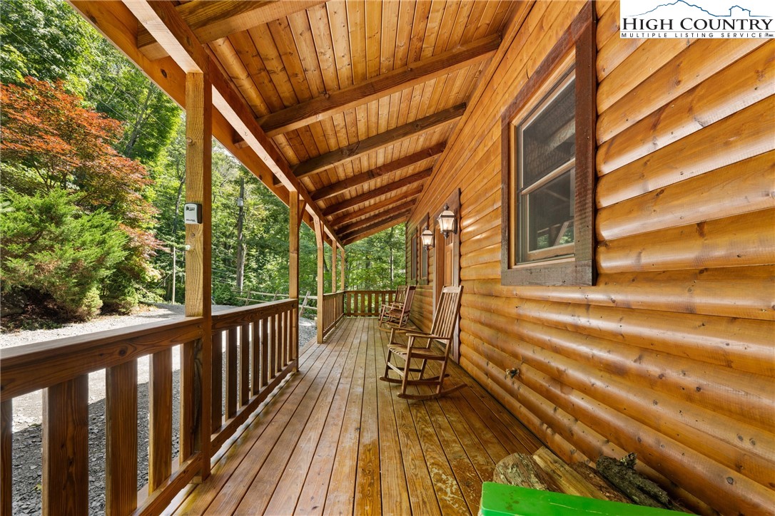 809 Thorncliff Drive