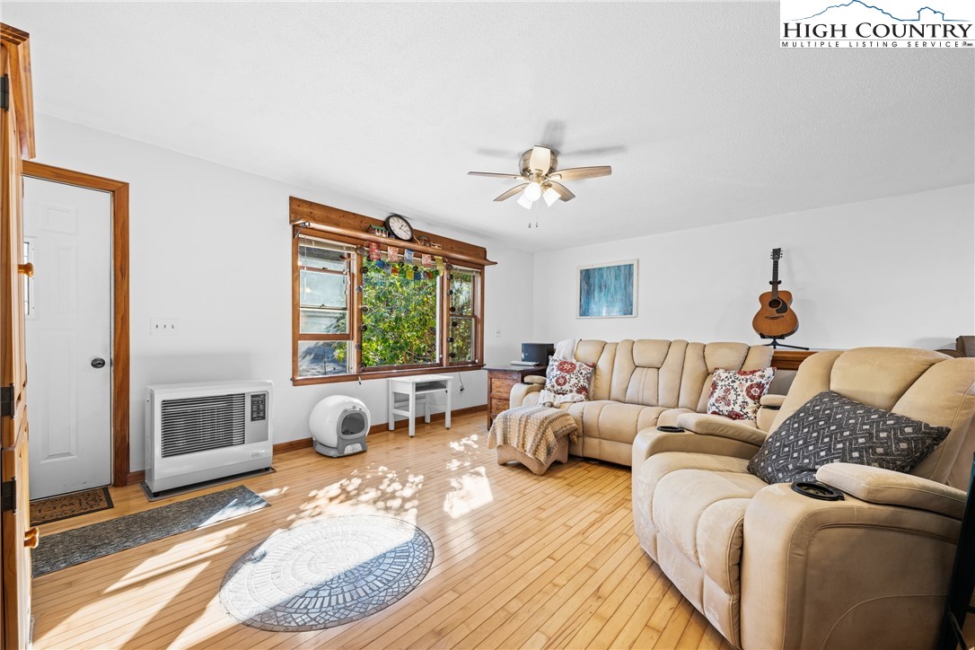 306 Parkway Village Drive