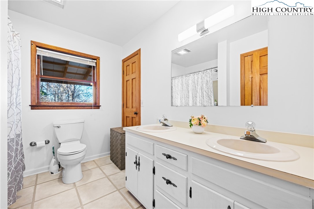 306 Parkway Village Drive
