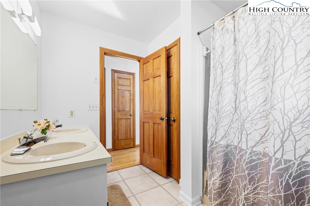 306 Parkway Village Drive