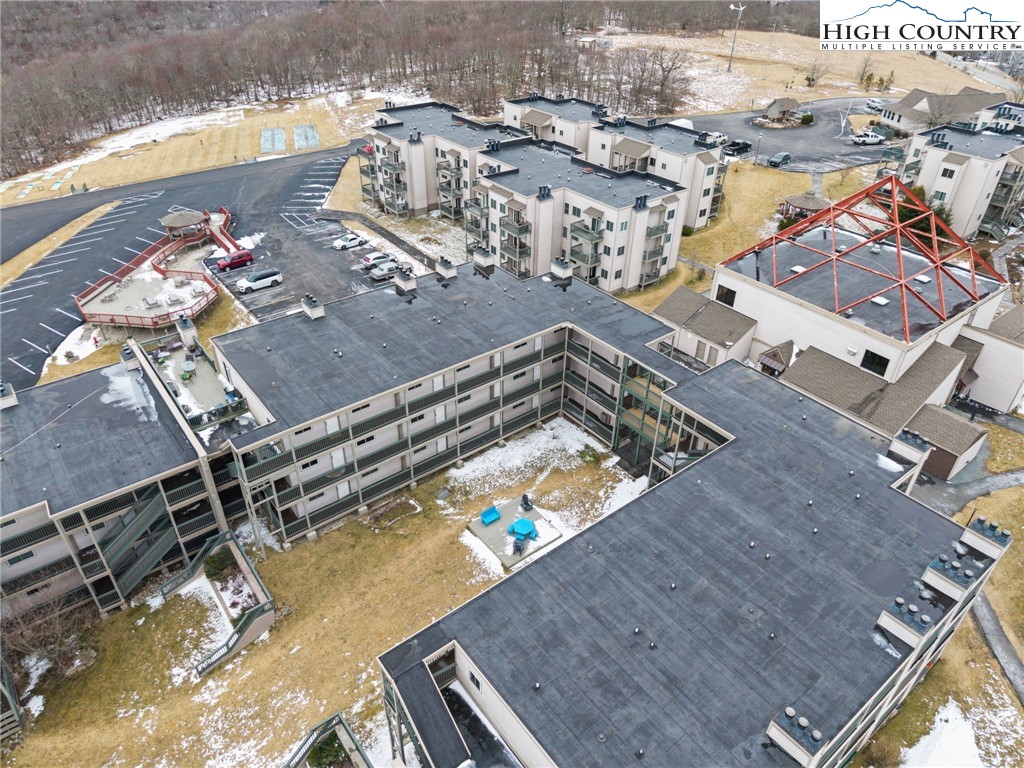 301 Pinnacle Inn Road 3304A