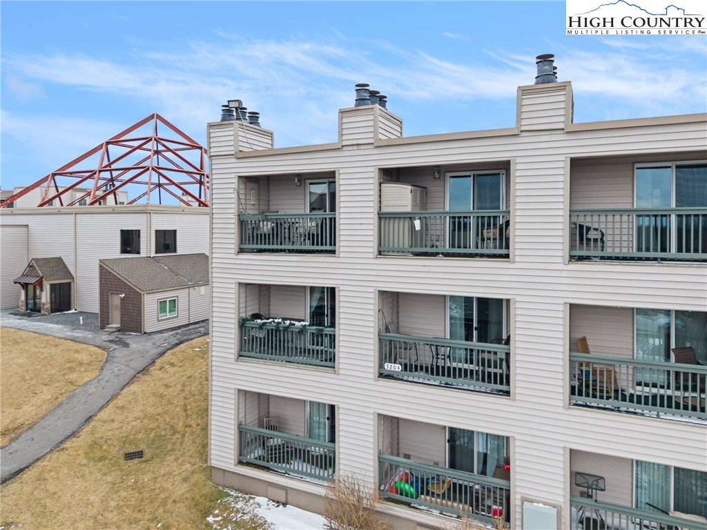 301 Pinnacle Inn Road 3304A