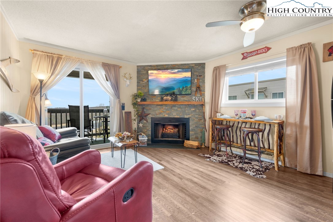301 Pinnacle Inn Road 3304A
