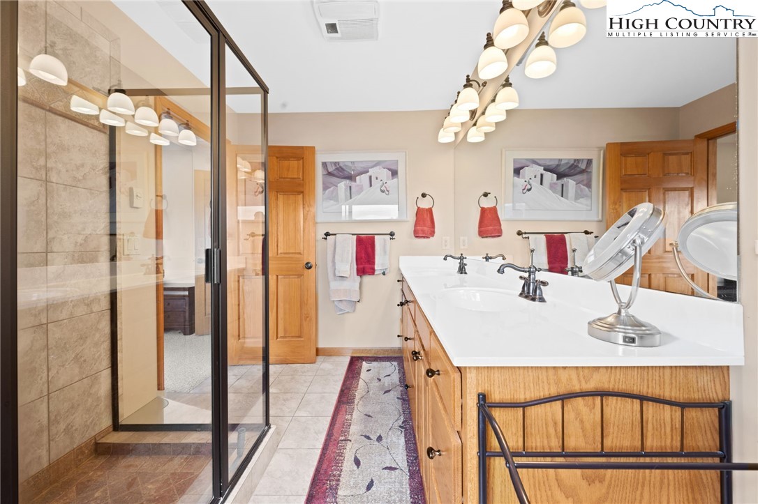 295 Supreme Golden Road