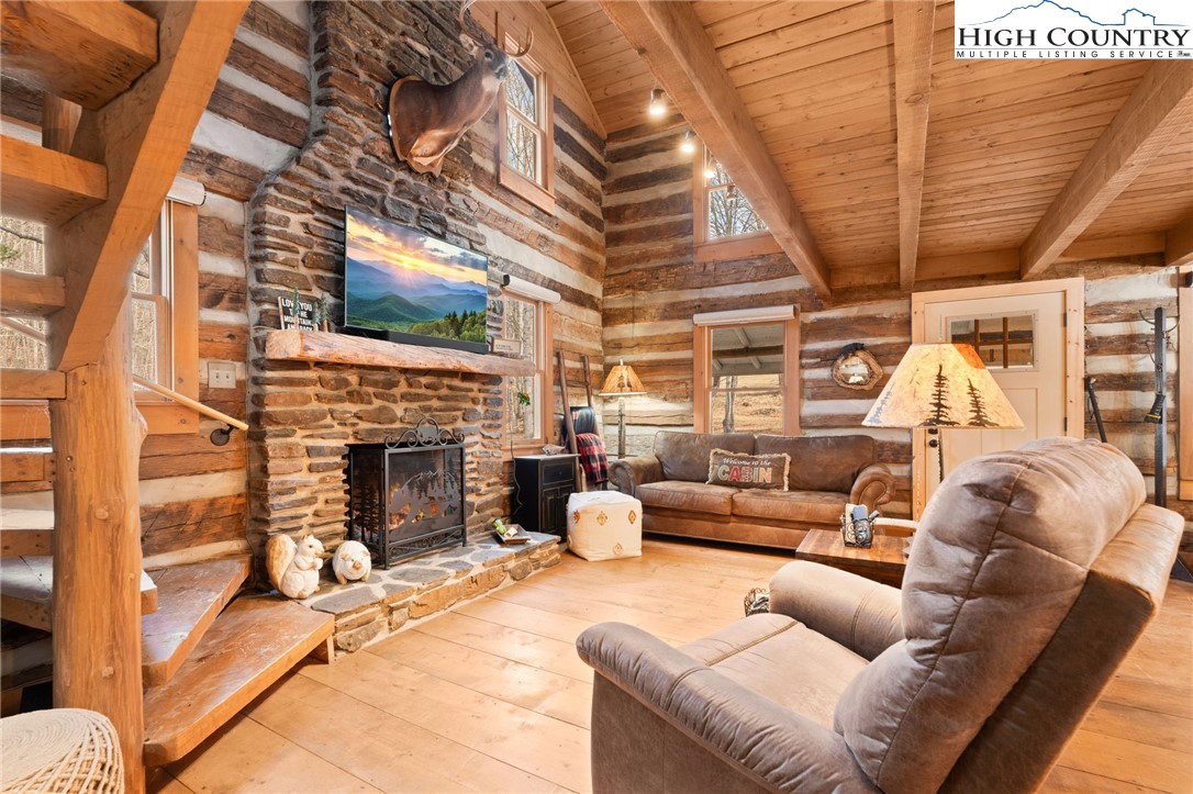 116 Creek View Road