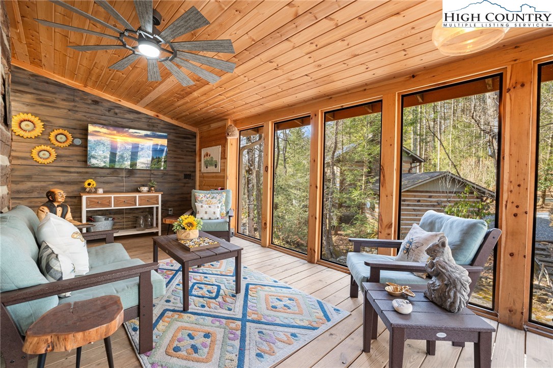 116 Creek View Road