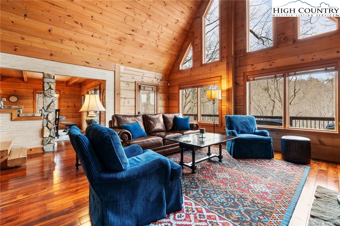 387 New Homestead Drive