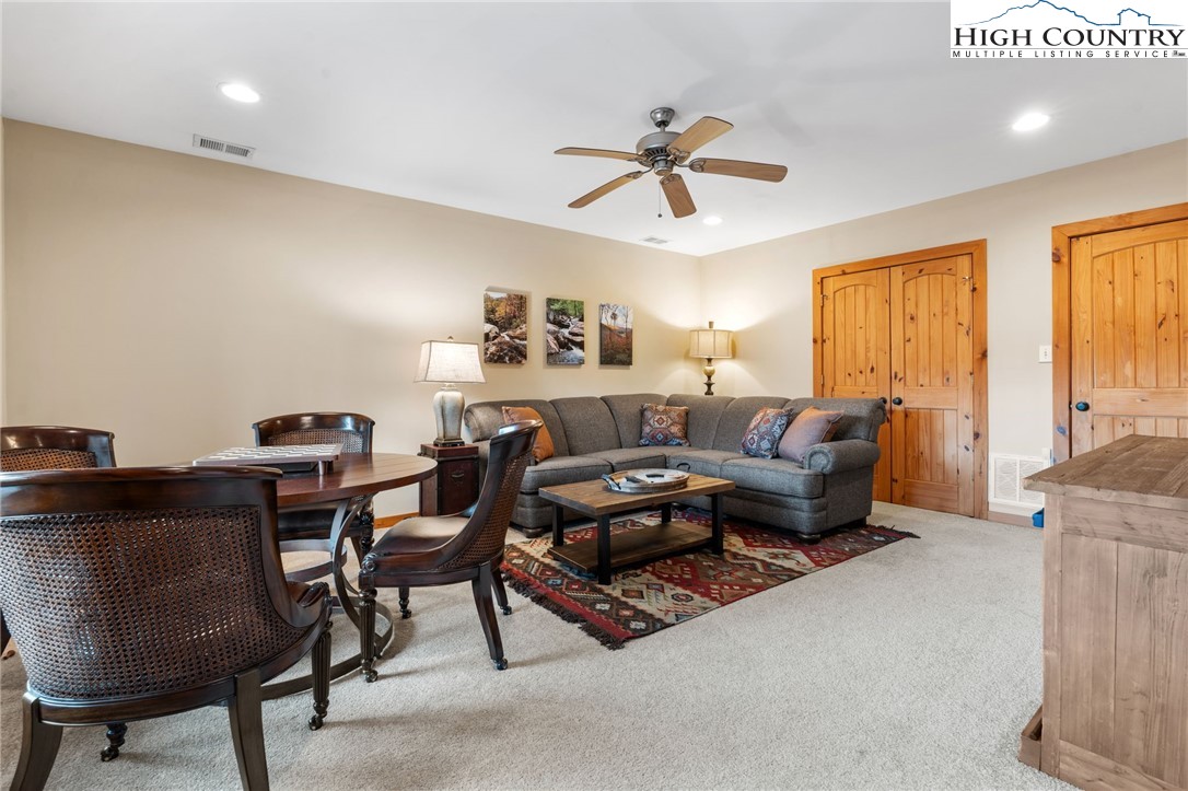387 New Homestead Drive