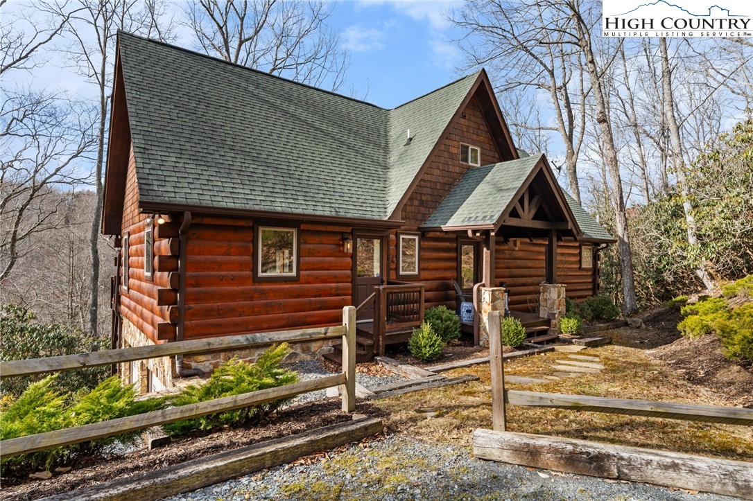 387 New Homestead Drive