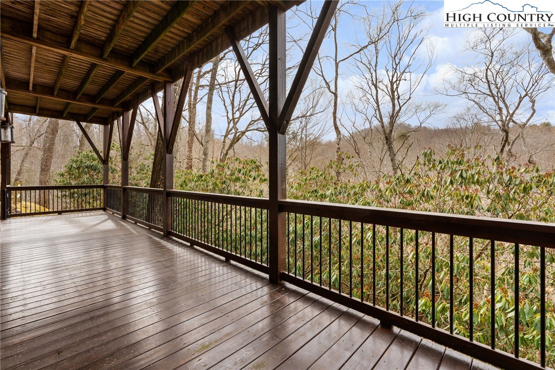 387 New Homestead Drive