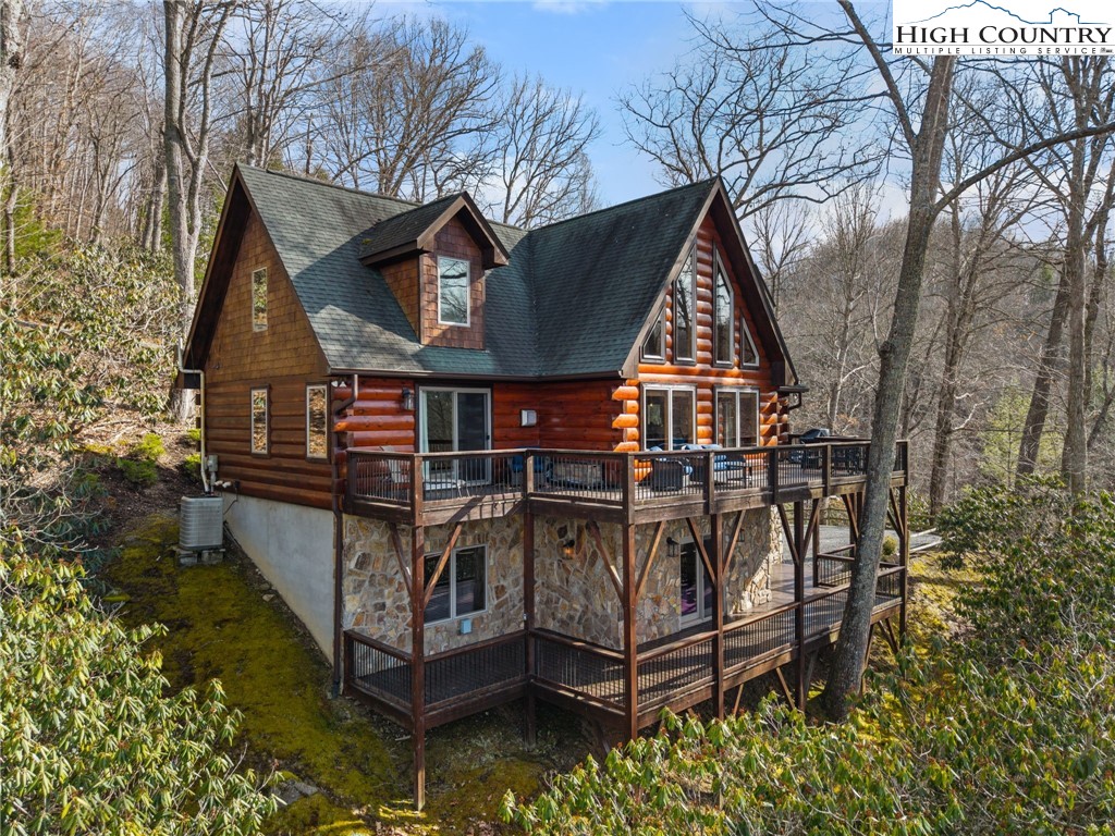 387 New Homestead Drive