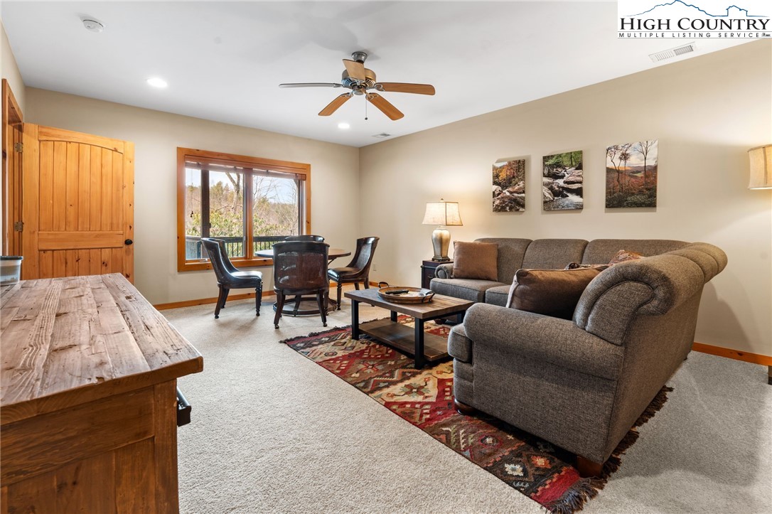 387 New Homestead Drive