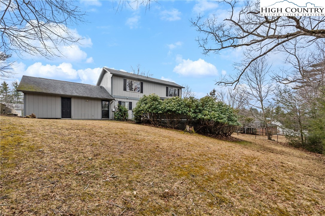 366 Dove Circle