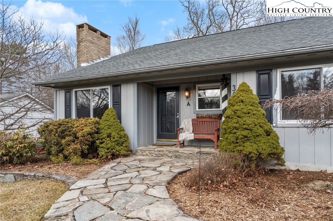 366 Dove Circle