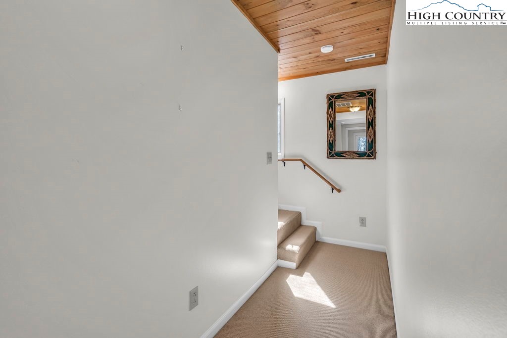 198 Laurel Hill Lane