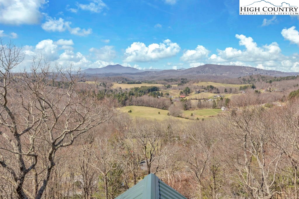 198 Laurel Hill Lane